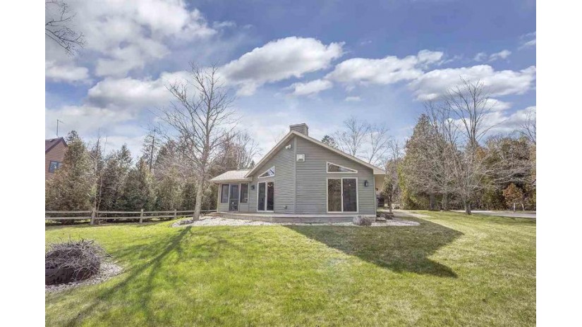 158 Clar Lin Road Clay Banks, WI 54235 by Todd Wiese Homeselling System, Inc. $349,900