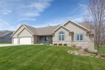 W3745 Sand Hill Lane, Taycheedah, WI 53049