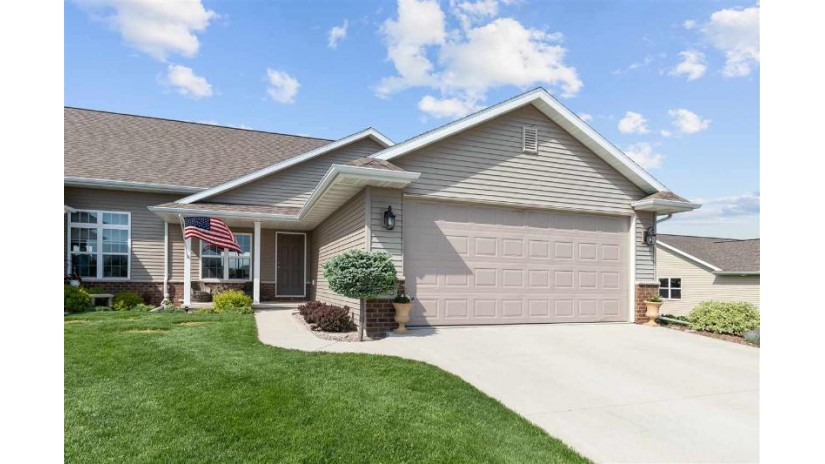 520 Coonen Drive Combined Locks, WI 54113 by Star Service Realty, Inc. $235,000