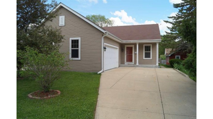 1013 Westowne Avenue Waukesha, WI 53188 by OK Realty $239,900