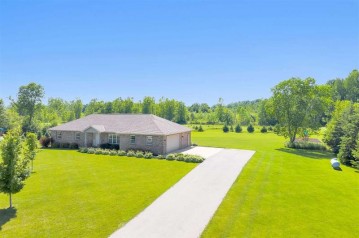 857 Van Lom Court, Chase, WI 54162