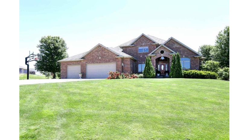 W4207 Champagne Court Center, WI 54913 by Quorum Enterprises, Inc. $635,000