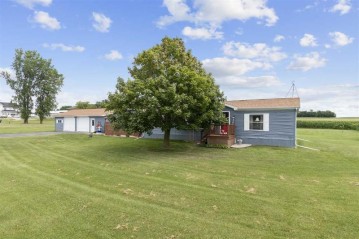 N5244 State Road, Black Creek, WI 54106