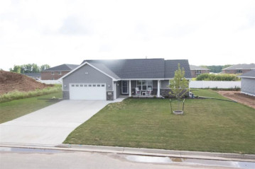 1258 Mountain Bay Drive, Pulaski, WI 54162