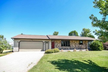 4747 Finger Road, Humboldt, WI 54311