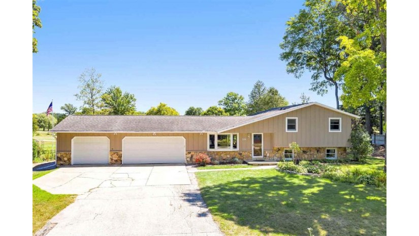 3136 Inverness Lane Scott, WI 54229 by RE/MAX Heritage $219,900