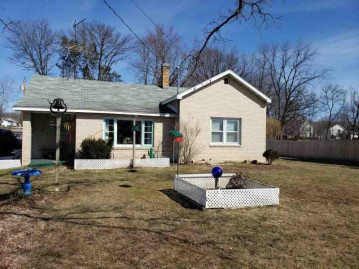 146 Linn St, West Baraboo, WI 53913