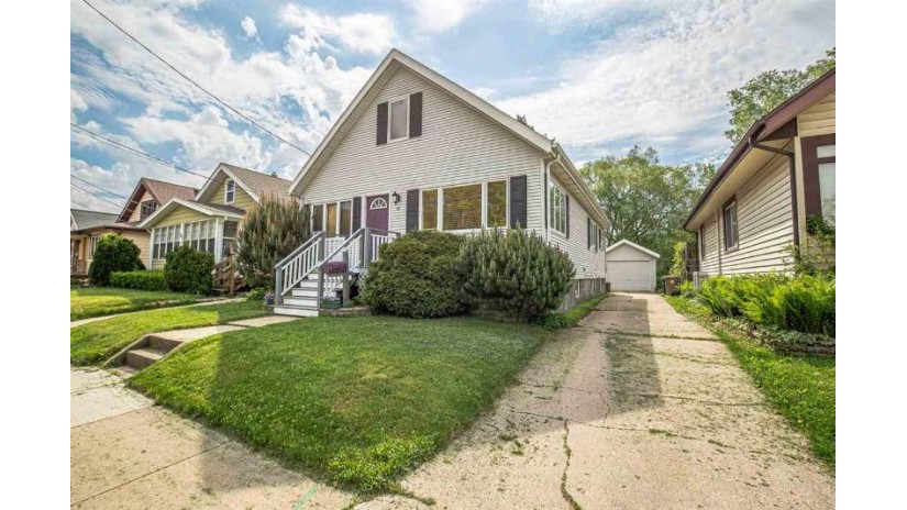 77 S Fair Oaks Ave Madison, WI 53714 by John Fontain Realty $317,500