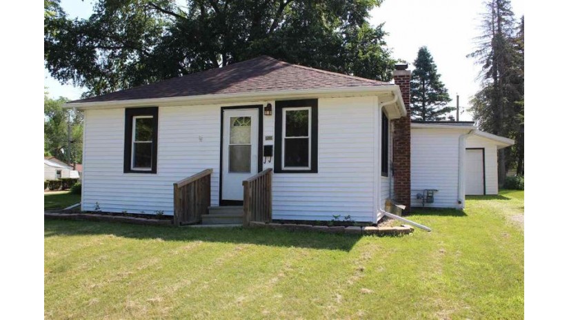 1939 S Marion Ave Janesville, WI 53546 by Century 21 Affiliated $95,000