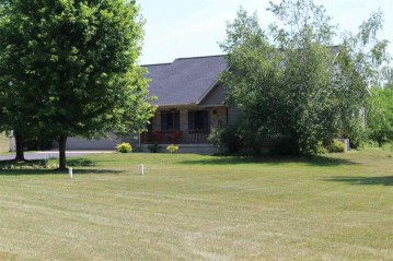 412 Schwantz Rd, Pardeeville, WI 53954