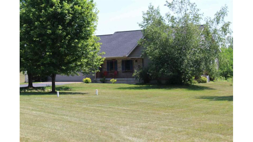 412 Schwantz Rd Pardeeville, WI 53954 by Inventure Realty Group, Inc $350,000