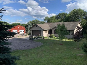 S4323 Excelsior Dr, Excelsior, WI 53961-9781