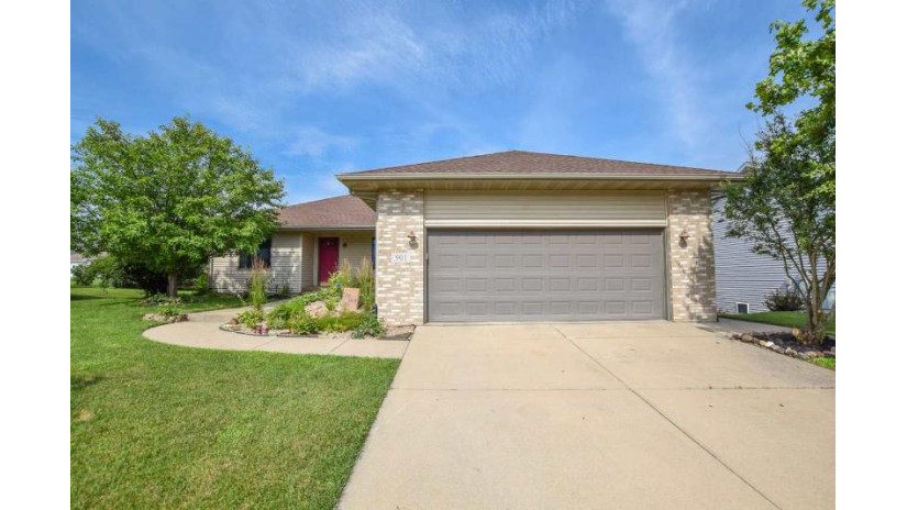 901 21st St Prairie Du Sac, WI 53578 by First Weber Inc $339,900