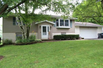 203 Sager St, Deerfield, WI 53531