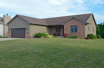 1011 Park Pl, Milton, WI 53563