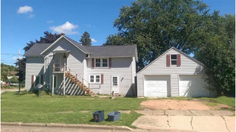 211 West Mill Street Loyal, WI 54446 by Tieman Realty, Inc. $47,700