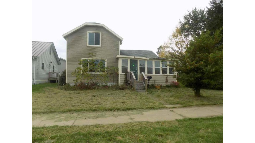 125 North Park Avenue Medford, WI 54451 by First Weber $69,900