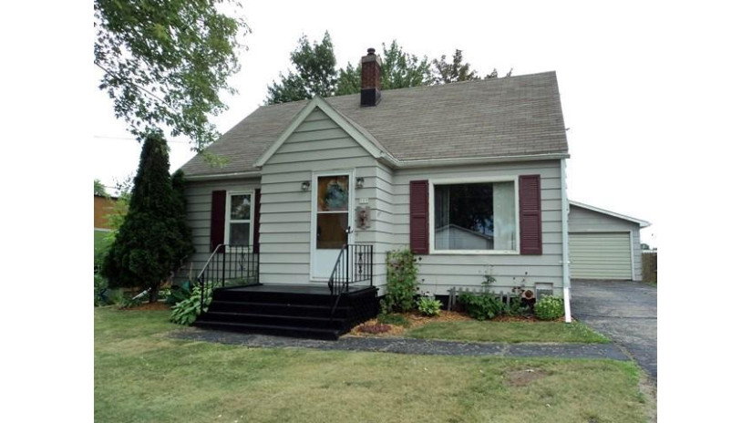 109 East 17th Street Marshfield, WI 54449 by Century 21 Gold Key $119,900