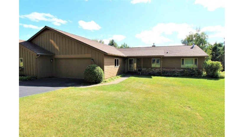 2221 Ridgeview Drive Wausau, WI 54401 by Woldt Commercial Realty Llc $259,900