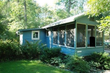 2731 E Shorewood Rd, Baileys Harbor, WI 54202