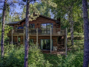 8086 Frontier Rd, Presque Isle, WI 54557