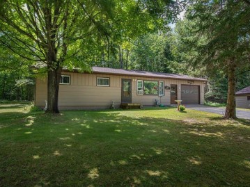 4721 Gladys St, Pelican, WI 54501