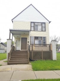 1841 N 25th St 1843, Milwaukee, WI 53205-1439