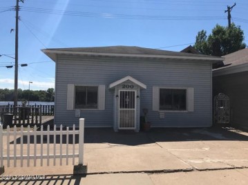 200 N Main St, Alma, WI 54610