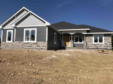 949 Bulrush Cir, Richfield, WI 53033