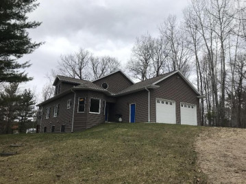 W10038 Merriman Lake Dr, Dunbar, WI 54119