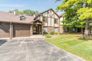 24 Driftwood Ct D, Williams Bay, WI 53191