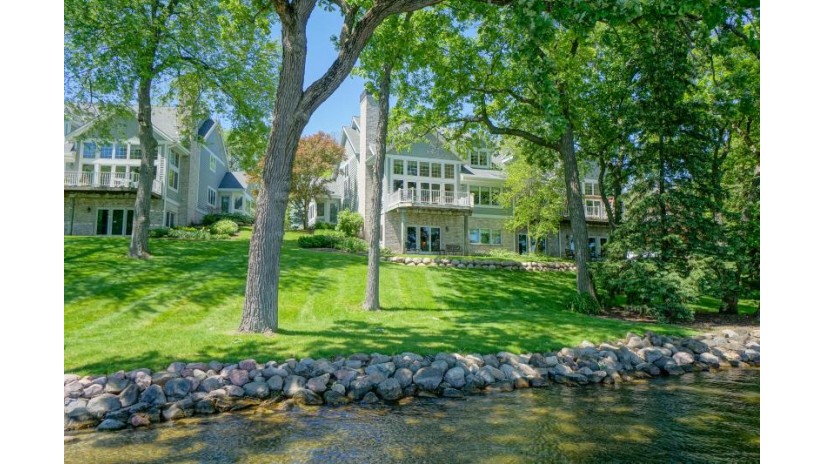 1215 Milwaukee St B Delafield, WI 53018 by Lake Country Flat Fee $1,495,000