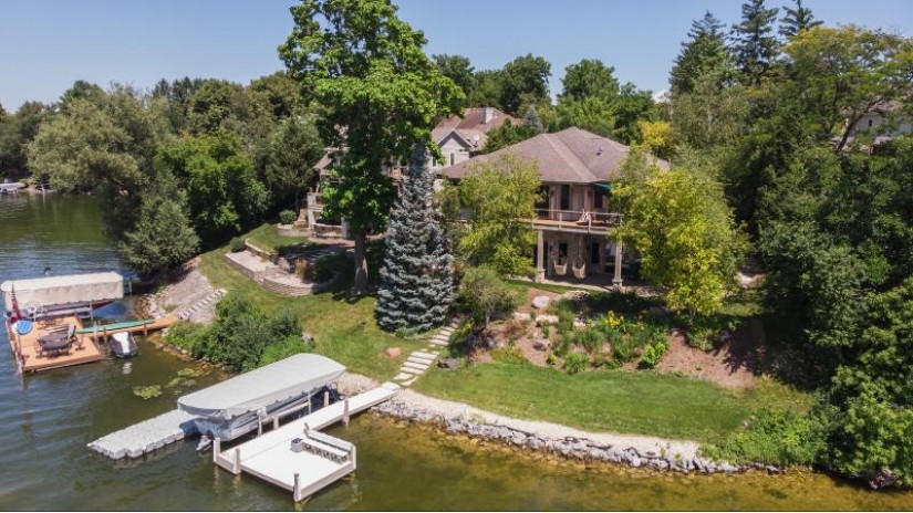 N65W34608 Whittaker Rd Oconomowoc, WI 53066 by Lakehomes $1,649,800