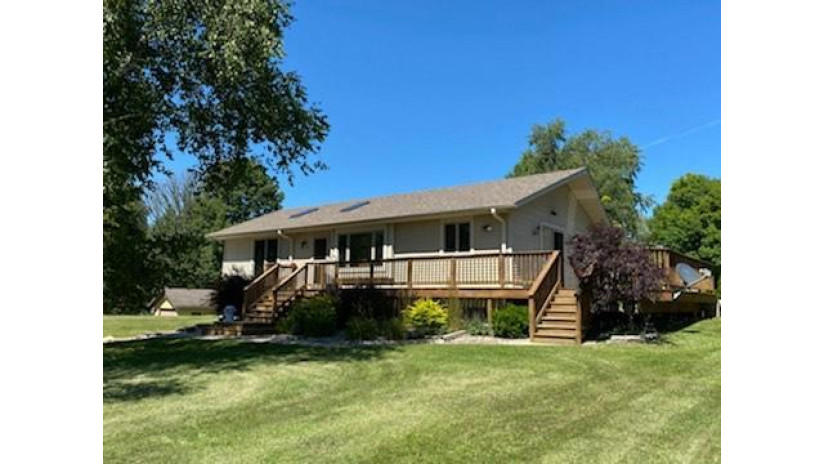 9106 Wescott Rd Farmington, WI 53040 by Coldwell Banker Realty $339,900