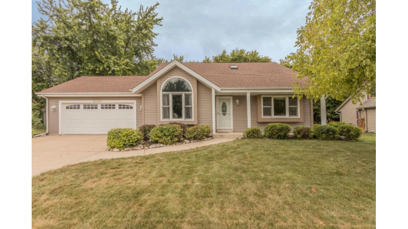 N58W24558 Clover Dr Sussex, WI 53089 by First Weber Inc - Menomonee Falls $335,000