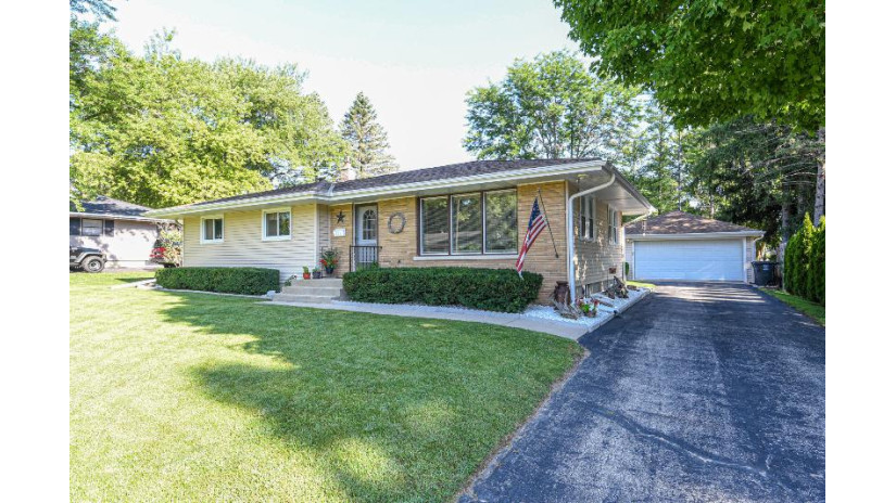 608 Rohda Dr Waterford, WI 53185 by 1st Choice Properties $254,900