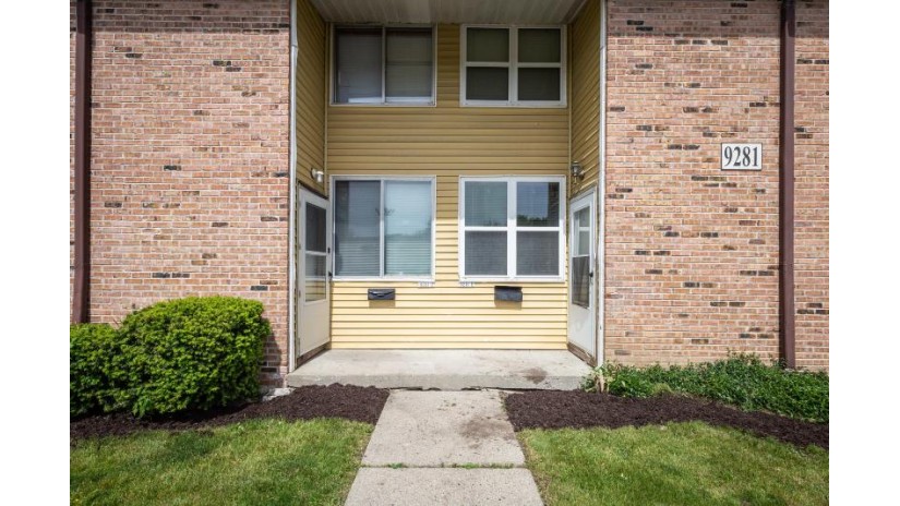 9281 W Allyn St E Milwaukee, WI 53224 by Frost Realty $43,000