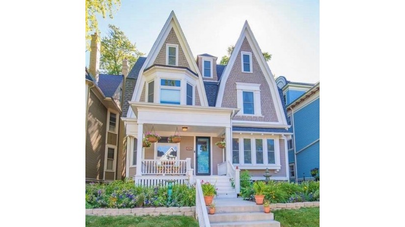 2856 N Stowell Ave Milwaukee, WI 53211 by RE/MAX Realty Pros~Milwaukee $529,900