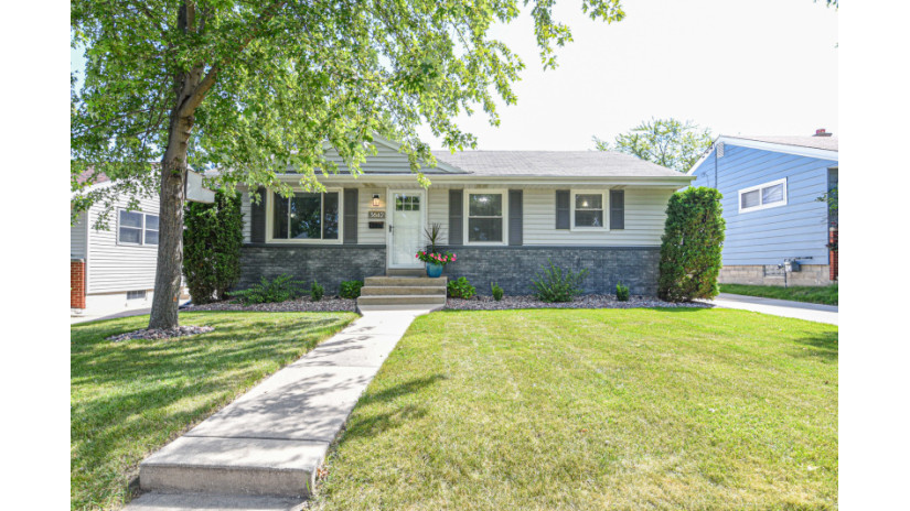 3642 S 83rd St Milwaukee, WI 53220 by Shorewest Realtors $194,900