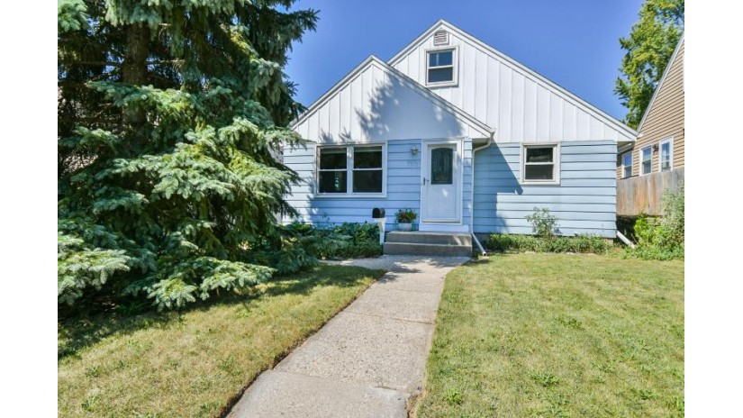 3507 N 100th St Milwaukee, WI 53222 by Redefined Realty Advisors LLC $149,900