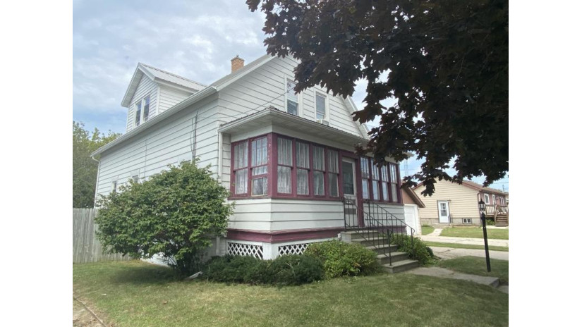 1110 24th St Two Rivers, WI 54241 by Weichert, Realtors CornerStone $67,900