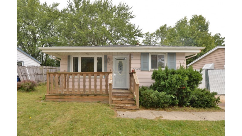 5324 Sixteenth St Racine, WI 53406 by Shorewest Realtors $110,000