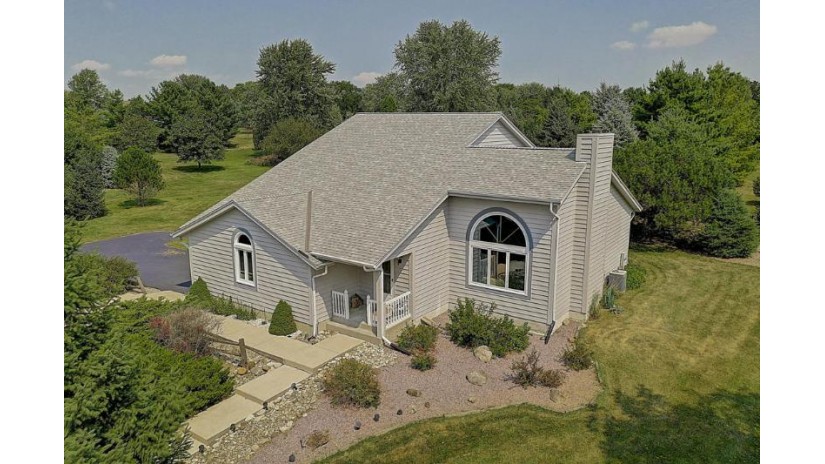 W236S7800 Westwood Dr Vernon, WI 53103 by The Stefaniak Group, LLC $369,900