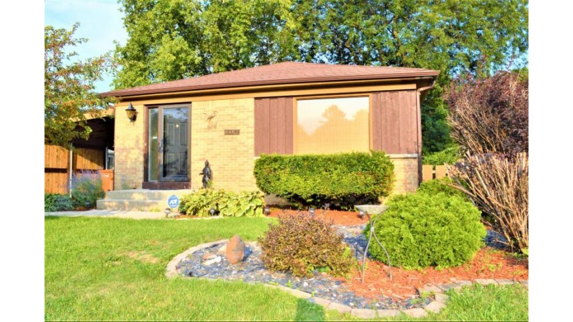 6462 N Pine Shore Dr Glendale, WI 53209 by Realty Executives Integrity~Brookfield $199,900