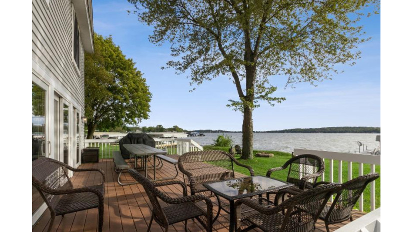 3008 Lakeshore Way Twin Lakes, WI 53181 by @properties $1,100,000