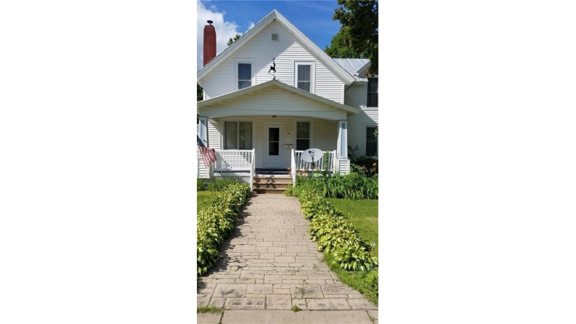 704 Coleman Street Chippewa Falls, WI 54729 by Woods & Water Realty Inc/Regional Office $149,900