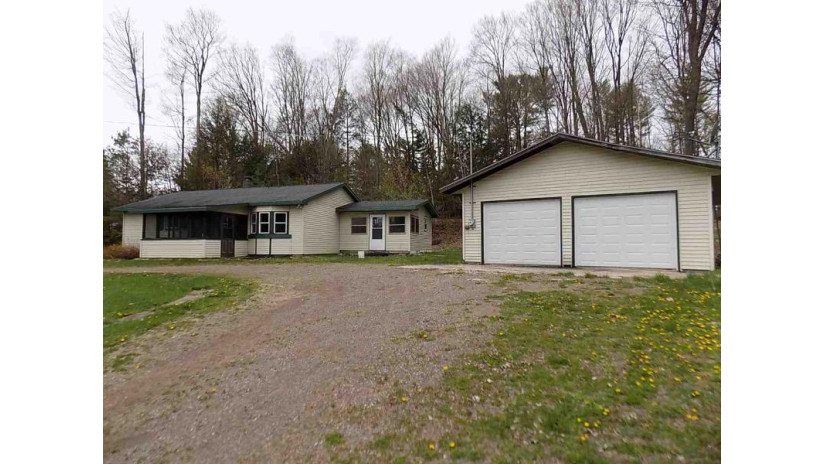 13784 Lund Lane Mountain, WI 54149 by RE/MAX North Winds Realty, LLC $139,000