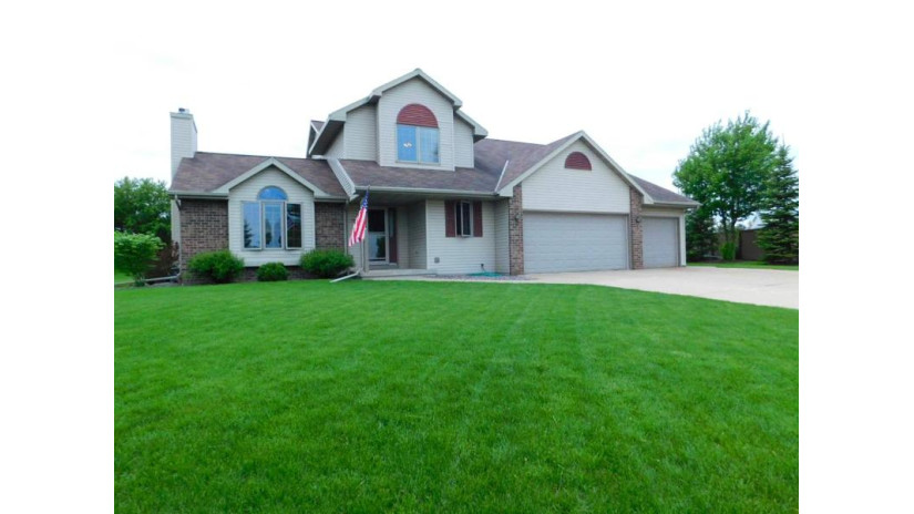 1394 Castle Rock Court Ledgeview, WI 54115 by Shorewest Realtors $332,000