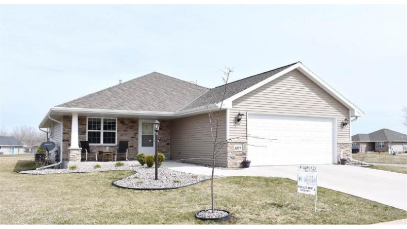 3877 Meunier Lane Scott, WI 54311 by Mark D Olejniczak Realty, Inc. $245,000