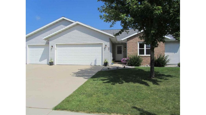 27 Southern Edge Drive Fond Du Lac, WI 54935 by First Weber, Inc. $265,000